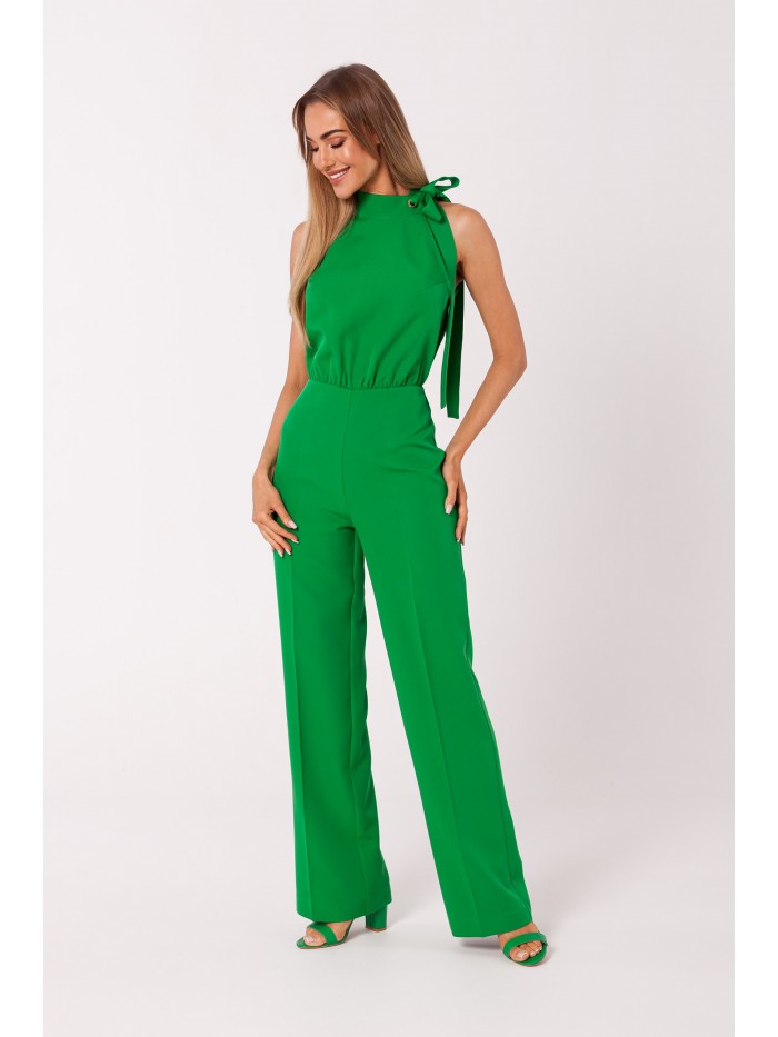 M746 Halter neck jumpsuit with a tie detail - green